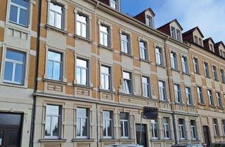 Wohnung mieten in Beuststraße, 09599 Freiberg, Wohnen im Altbau: 3-Zimmer-Wohnung im Dachgeschoss mit viel Platz