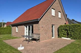 Einfamilienhaus kaufen in 18551 Glowe, Einfamilienhaus mit 4 Zimmern, 2 Bädern und 2 Außenstellplätzen in Glowe