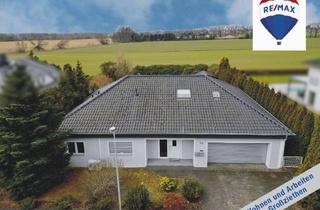 Haus mieten in 12529 Schönefeld, Leben und Arbeiten in Großziethen – Zweifamilienhaus mit großem Garten und Gewerbeeinheit