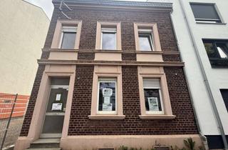 Haus mieten in 50374 Erftstadt, Familienfreundliches Einfamilienhaus mit Garten und Terrasse – frisch renoviert!