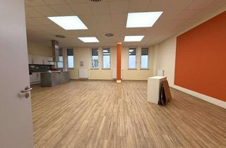 Büro zu mieten in 90443 Galgenhof, Großzügige Gewerbeeinheit in Nürnberg – ideal für Pflege oder Büro