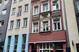 Wohnung kaufen in Friesenwall 120-122, 50672 Altstadt-Nord, Altbautraum im Friesenviertel. Renovierte und bezugsfreie 3 Zimmer mit Loggia und Aufzug
