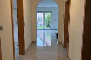 Wohnung mieten in 61184 Karben, Modernisierte 3-Zimmer-Wohnung mit Balkon in Karben