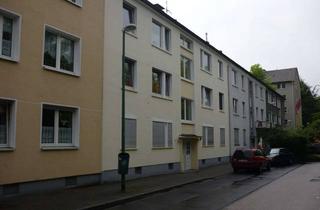 Wohnung mieten in Ehrenzeller Straße 51, 45143 Altendorf, Helle großzügige 1-Zimmer Dachgeschosswohnung