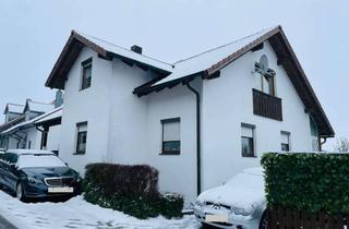 Wohnung mieten in Erlenweg, 84066 Mallersdorf-Pfaffenberg, Sehr schöne helle 3-Zimmer-Dachgeschosswohnung in Mallersdorf-Pfaffenberg