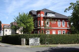 Wohnung mieten in Nikolausstraße 13, 23611 Bad Schwartau, Zweizimmerwohnung in Altstadtvilla mit kleinem Balkon