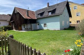 Haus kaufen in 93464 Tiefenbach, Wohnhaus mit schönem Garten, Garage und perfekter Scheune