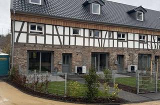 Haus mieten in Hanftalstr. 81a, 53773 Hennef, Exklusive kernsanierte Hofanlage - für alle, die das Besondere suchen