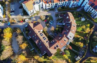 Anlageobjekt in 85737 Ismaning, Neu möbliert & Erstbezug - Helle 2,5 Zimmer-Wohnung mit uneinsehbarer Dachterrasse!