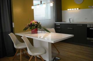 Immobilie mieten in 71116 Gärtringen, Helle modern möblierte 3-Zimmer Wohnung mit großer Dachterrasse und TG-Stellplatz