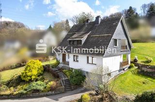 Einfamilienhaus kaufen in 51647 Gummersbach, Zweifamilienhaus inkl. separatem Baugrundstück und toller Aussicht in beliebter Lage Nähe Lindlar!