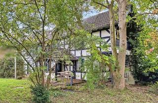 Haus kaufen in 53894 Mechernich, Denkmalschutz: Romantisches Landhaus mit großem Grundstück in Mechernich-Kalenberg