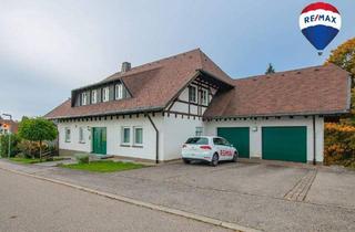 Mehrfamilienhaus kaufen in 79777 Ühlingen-Birkendorf, Ühlingen-Birkendorf - Familienfreundliches Zweifamilienhaus mit Einliegerwohnung in Brenden