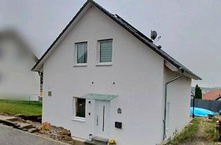 Einfamilienhaus kaufen in 35447 Reiskirchen, Reiskirchen - Einfamilienhaus in ruhiger Lage mit Garten und Pool