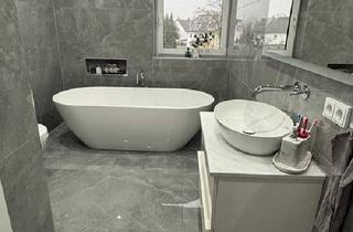 Haus kaufen in 84489 Burghausen, Burghausen - Reihenmittelhaus (Haus) im Zentrum von Burghausen zu verkaufen.