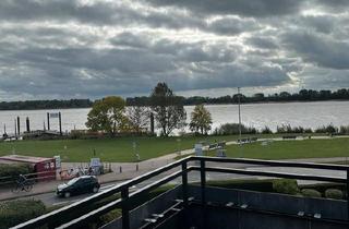 Penthouse kaufen in 22880 Wedel, Wedel - Exklusives Penthouse mit Elbblick und umlaufender Terrasse