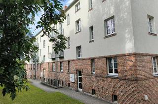 Wohnung kaufen in 01157 Dresden, Dresden - **2-Zi-WE + Balkon, TOP Grundriss, OHNE Provision, freistehend**