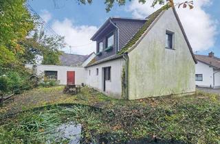 Einfamilienhaus kaufen in 53567 Asbach, Asbach - Dornröschenschlaf! EFH mit Garage auf großem Areal bei Asbach. 10 Min. A3, 30 Min. Bonn.