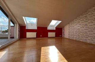 Wohnung kaufen in 74172 Neckarsulm, Neckarsulm - Durchdachte und lichtdurchflutete 3-Zimmer-Dachgeschosswohnung zu verkaufen!