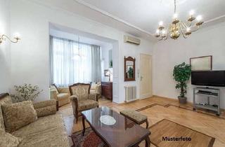 Wohnung kaufen in Seifartshofstraße xx, 96450 Coburg, Solide 2-Zimmer-Wohnung - provisionsfrei