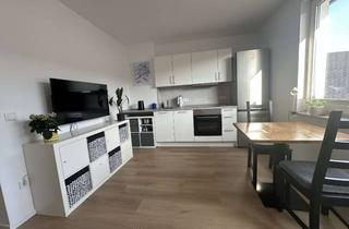 Wohnung mieten in Geistenstraße 20, 40476 Derendorf, sanierte, voll möblierte 48 qm 2-Zimmer-Dachgeschosswohnung in Düsseldorf-Derendorf in Nähe zur FH