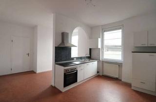 Wohnung mieten in Güterstraße, 79618 Rheinfelden, Große 2,5-Zimmer Wohnung mit Freisitz, Innenhof und Stellplatz in zentraler Lage von Rheinfelden