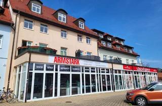 Wohnung mieten in Schloßplatz 11, 04827 Machern, // Machern am Schloss // sonnige 2 Zimmer // Aufzug im Haus //