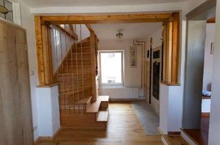 Wohnung mieten in Stadtparkstraße, 91126 Innenstadt, Helle 3-Zimmer Künstler-Wohnung in Schwabach Innenstadt- klein aber fein!