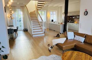 Wohnung mieten in Klosterstraße, 41363 Jüchen, Wohnen mit Geschichte – stilvolle Maisonette im Dycker Weinhaus mit Gartenidylle