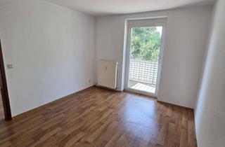 Wohnung mieten in Fischerring 32, 18551 Glowe, gut geschnittene 3-Raum-Wohnung mit Wannenbad, Balkon, Keller, Sat-TV