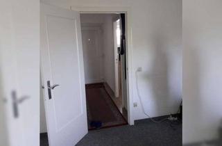 Wohnung mieten in Ziegelstraße 26, 23556 St. Lorenz Nord, Wohnen über den Dächern von Lübeck. 1 Zi.-Whg. ca. 35qm, Ziegelstr. 4 OG, SOFORT FREI