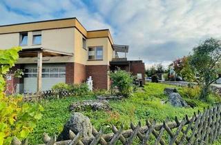 Haus kaufen in 71397 Leutenbach, Attraktives Wohn- und Gewerbeobjekt mit drei Wohnungen & Produktionsflächen