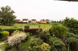 Haus kaufen in 01728 Bannewitz, Ruhig wohnen, stadtnah leben – Reihenmittelhaus mit Charme |2 Stellplätze | Terrasse + großer Balkon