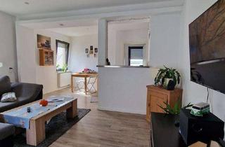 Haus kaufen in 74921 Helmstadt-Bargen, Sichere Kapitalanlage - modernisiertes Dreifamilienhaus mit historischem Flair