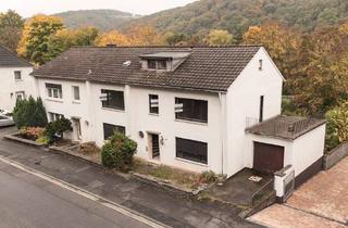 Doppelhaushälfte kaufen in 53937 Schleiden, Attraktive Doppelhaushälfte mit viel Potential!