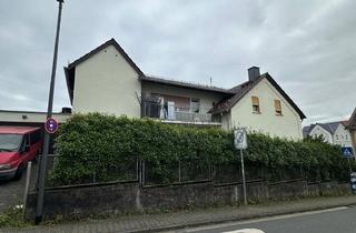 Haus kaufen in 65843 Sulzbach, Kapitalanlage oder Eigenbedarf / Zweifamilienhaus in Sulzbach