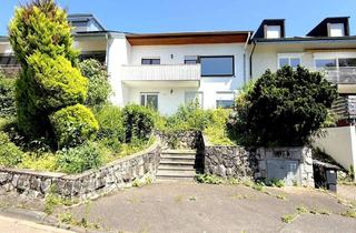 Reihenhaus kaufen in 79540 Lörrach, Großes Reihenhaus mit Einliegerwohnung in ruhiger Lage von Lö-Stetten