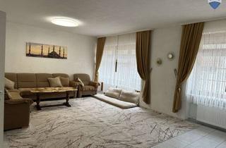 Mehrfamilienhaus kaufen in 79206 Breisach, Mehrfamilienhaus mit Potenzial