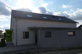 Haus mieten in 74193 Schwaigern, Neuwertiges Einfamilienhaus mit sechs Zimmern und EBK in Schwaigern