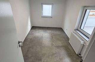 Haus mieten in Kleiner Graben 94, 53639 Königswinter, Sanierte WG Zimmer mit Gemeinschaftsküche in Königswinter