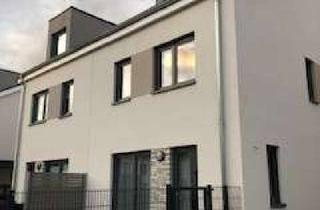 Haus mieten in Georg-Viktor-Weber-Straße 21, 61352 Bad Homburg vor der Höhe, Geräumige, teilmöblierte DHH in Bad Homburg - Ober-Erlenbach