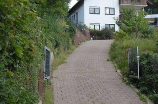 Anlageobjekt in 67691 Hochspeyer, Geräumiges Haus in Naturnähe, unweit von Kaiserslautern - gut als Renditeobjekt geeignet -