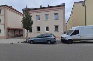 Anlageobjekt in 94447 Plattling, Zweifamilienhaus mit Sanierungspotenzial in zentraler Lage von Plattling