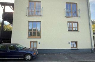 Anlageobjekt in 61389 Schmitten, *Für Kapitalanleger, oder Selbstnutzer* 2-3 Familienhaus mit Doppelgarage in ruhiger Lage