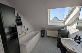 Wohnung kaufen in Weißenhorner Straße 9a, 89346 Bibertal, BJ 1997 - traumhafte & helle DG-Wohnung, Balkon, Garage