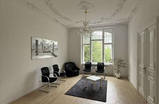 Wohnung kaufen in 10965 Kreuzberg, Beletage im Rimas Hofgarten – historische Eleganz im Herzen von Kreuzberg