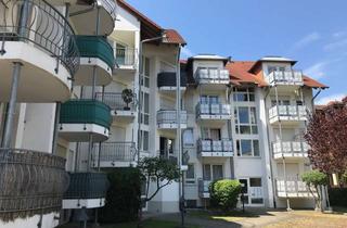 Wohnung kaufen in Adolf-Glattacker-Straße, 79576 Weil am Rhein, Helle 2,5-Zimmer Dachgeschosswohnung in guter Lage in Weil am Rhein