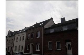 Wohnung mieten in Rosmarstr. 86, 50226 Frechen, Geräumige 4-Zimmer Maisonette-Wohnung in Frechen