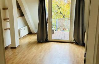 Wohnung mieten in 10245 Friedrichshain, Helle ruhige Dachgeschosswohnung direkt am Boxhagener Platz