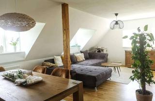 Wohnung mieten in Krebsbachweg, 95028 Innenstadt, Stilvolle 2-Zimmer-DG-Wohnung mit großer Dachterrasse